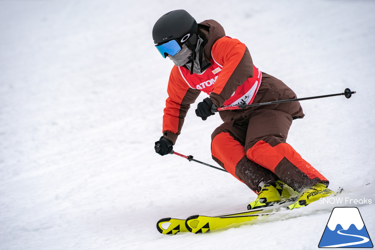 なんと約10年ぶりの「技術選」撮影?! PREMIER SKI ACADEMY presents 『2026プレミアカップ・スキー技術選』レポート！｜朝里川温泉スキー場